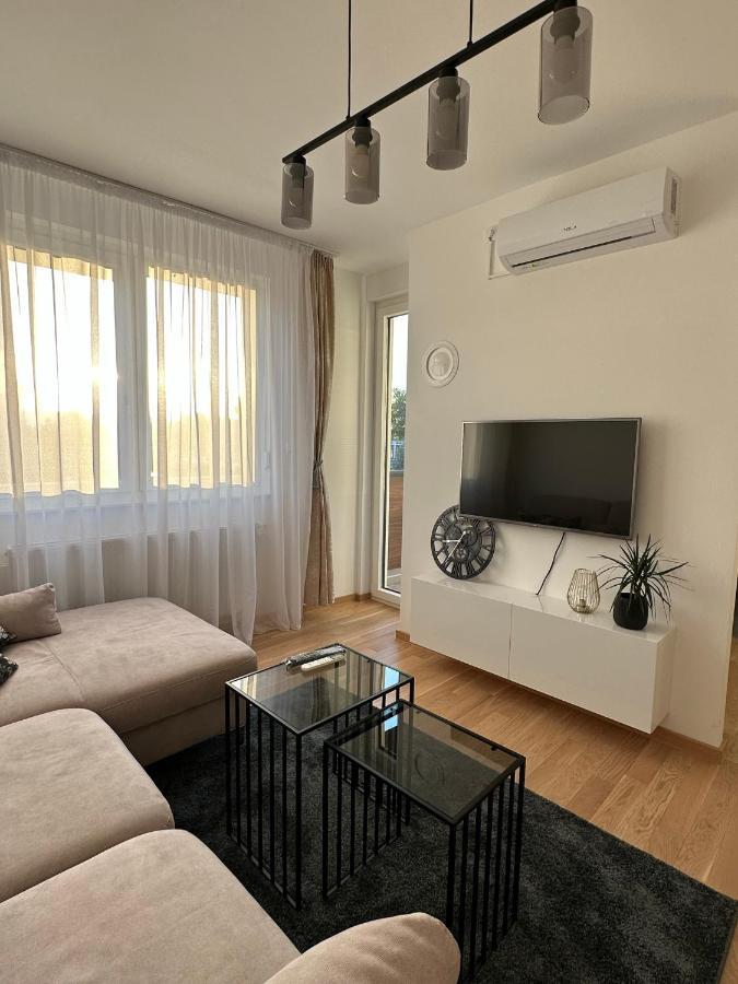 Apartman Ema Баня Лука Екстериор снимка